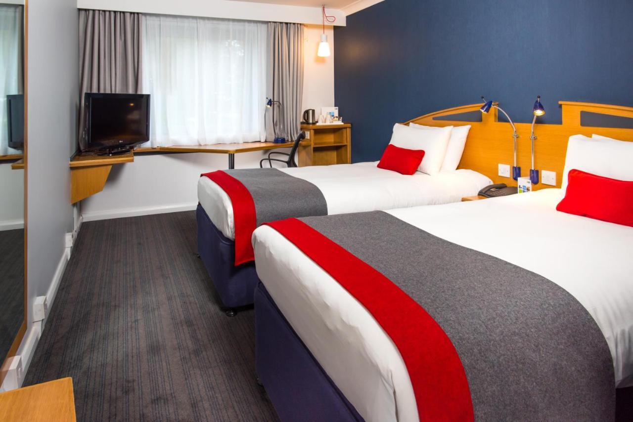 Holiday Inn Express East Midlands Airport By Ihg Castle Donington Eksteriør bilde