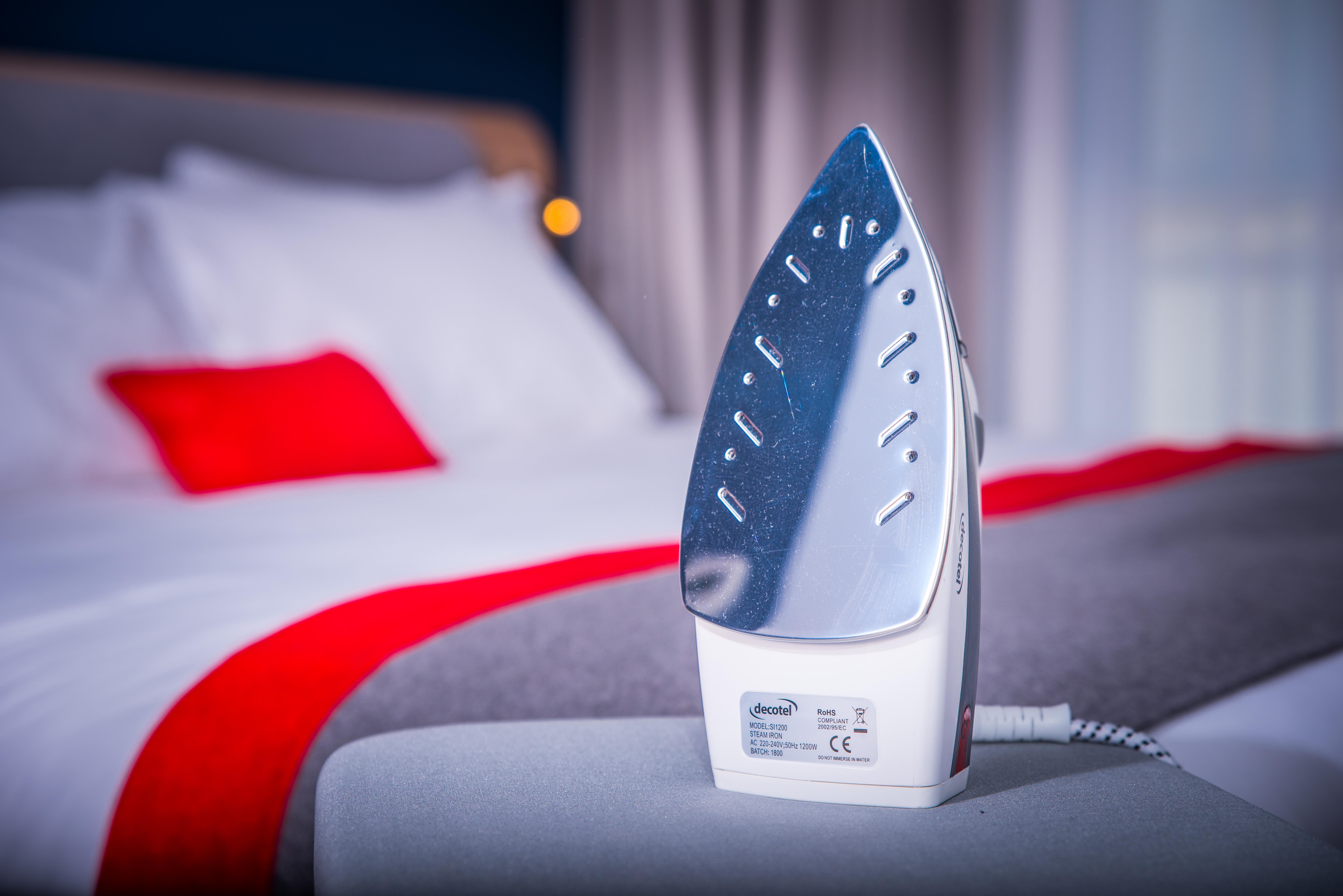 Holiday Inn Express East Midlands Airport By Ihg Castle Donington Eksteriør bilde