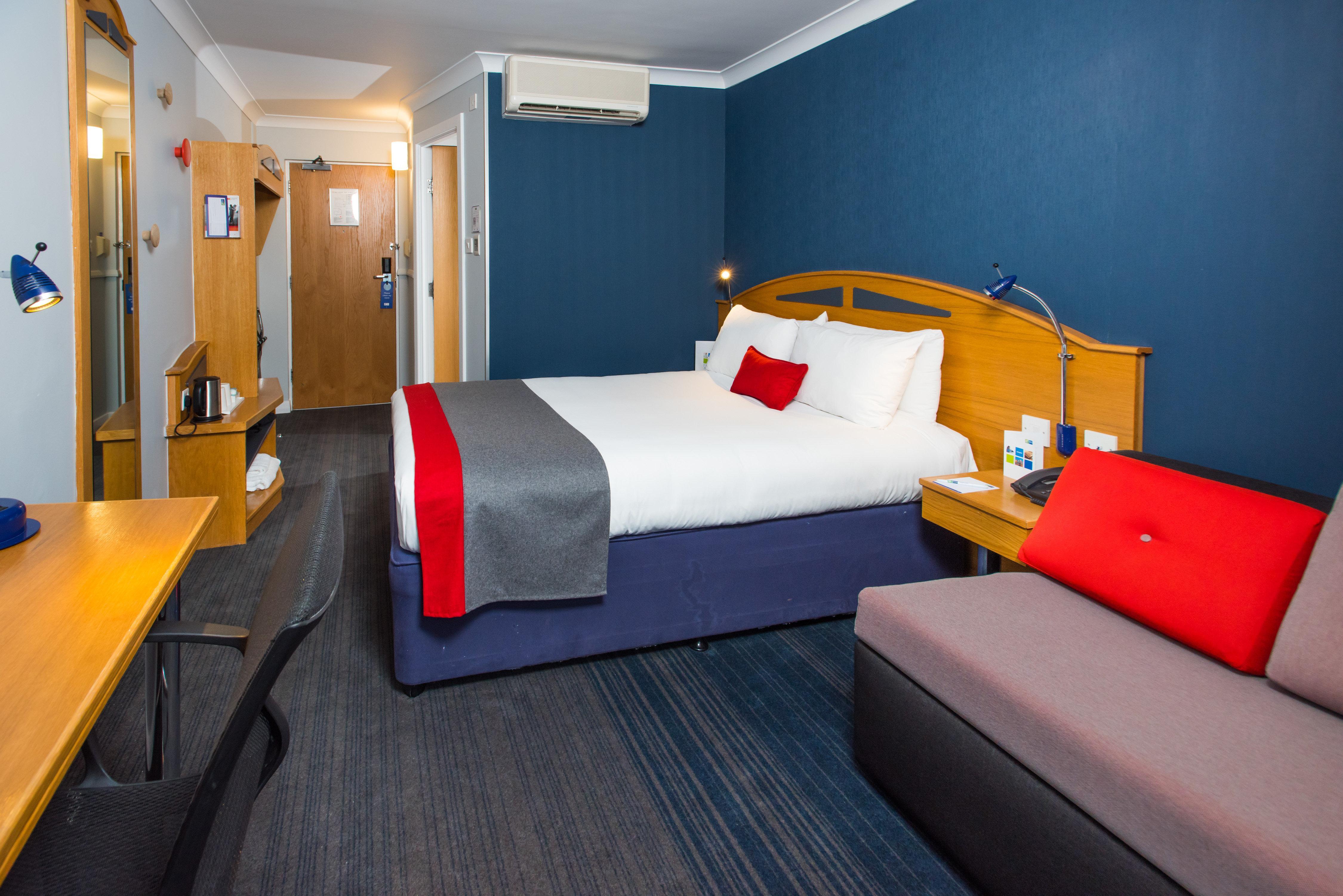 Holiday Inn Express East Midlands Airport By Ihg Castle Donington Eksteriør bilde