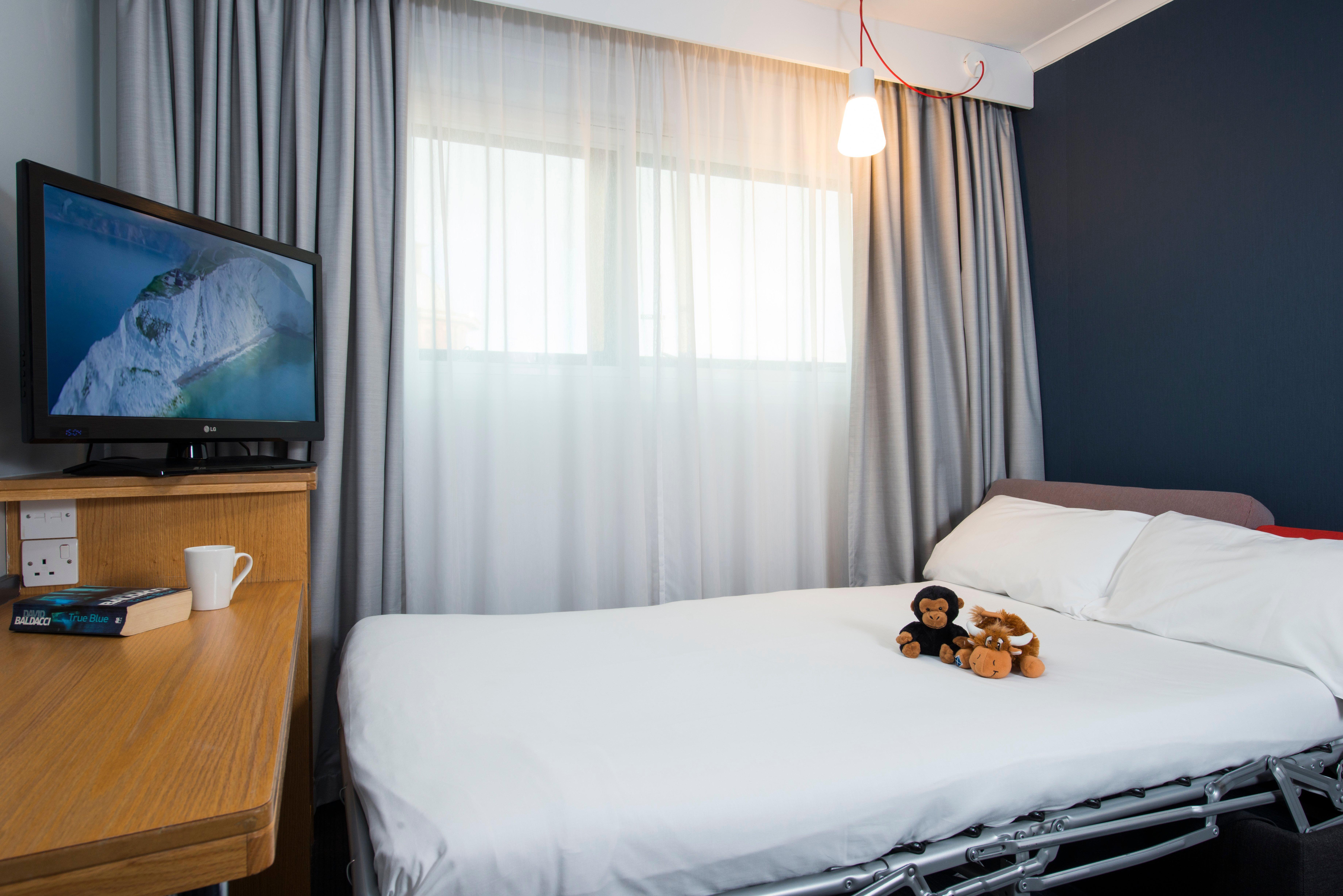 Holiday Inn Express East Midlands Airport By Ihg Castle Donington Eksteriør bilde