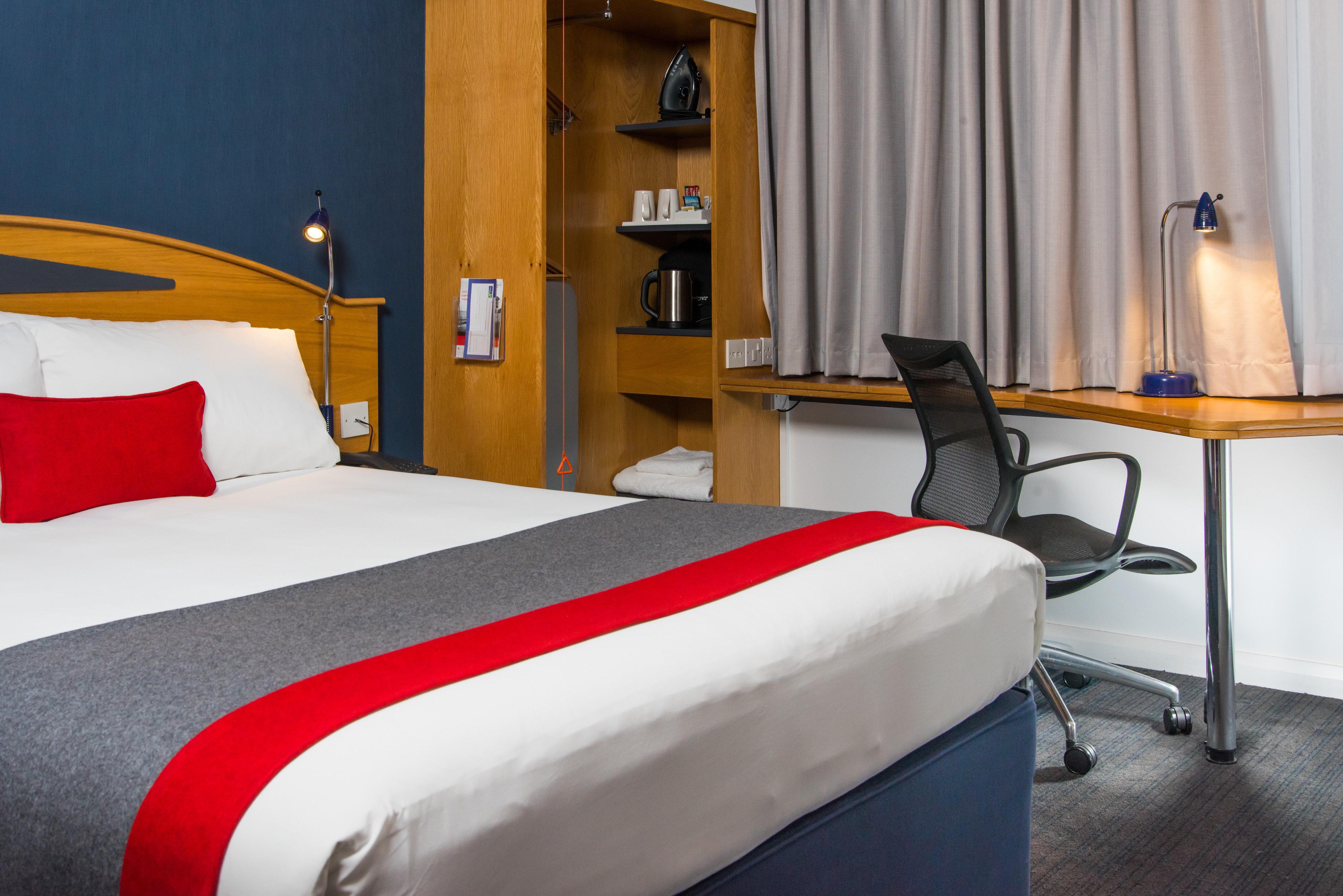 Holiday Inn Express East Midlands Airport By Ihg Castle Donington Eksteriør bilde
