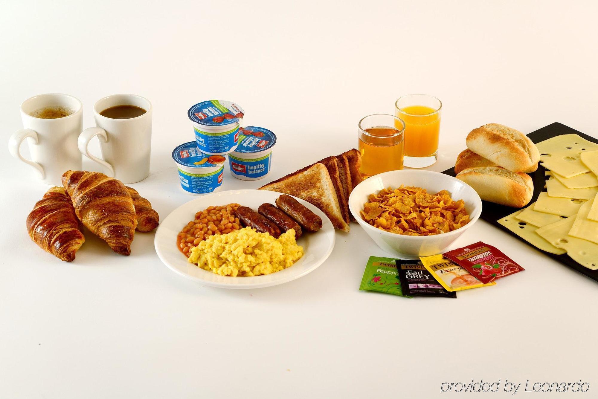 Holiday Inn Express East Midlands Airport By Ihg Castle Donington Eksteriør bilde