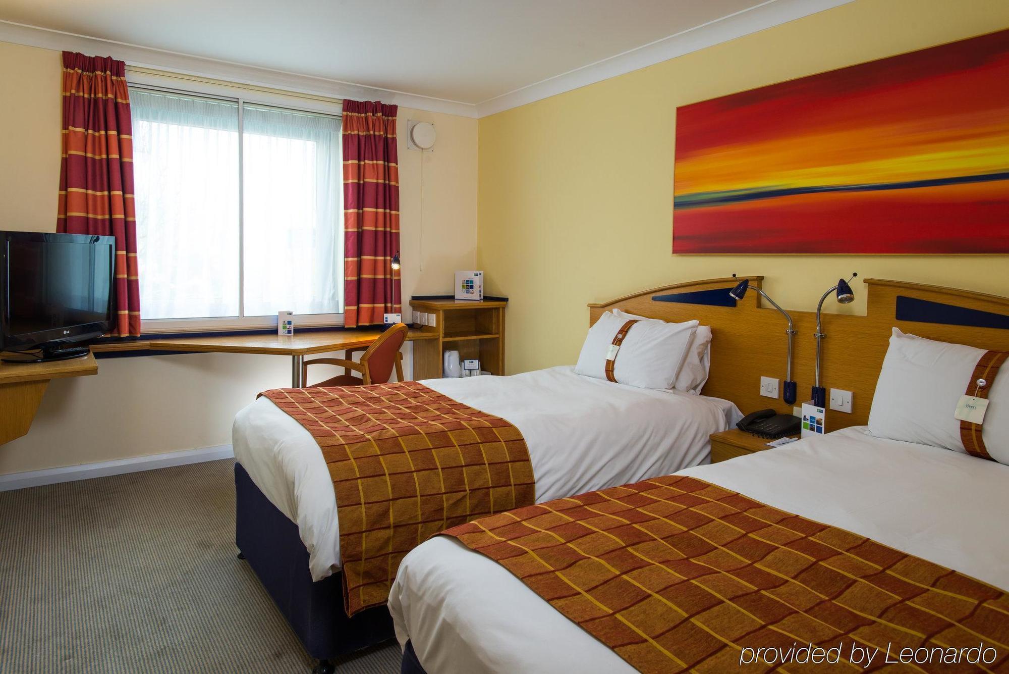 Holiday Inn Express East Midlands Airport By Ihg Castle Donington Eksteriør bilde