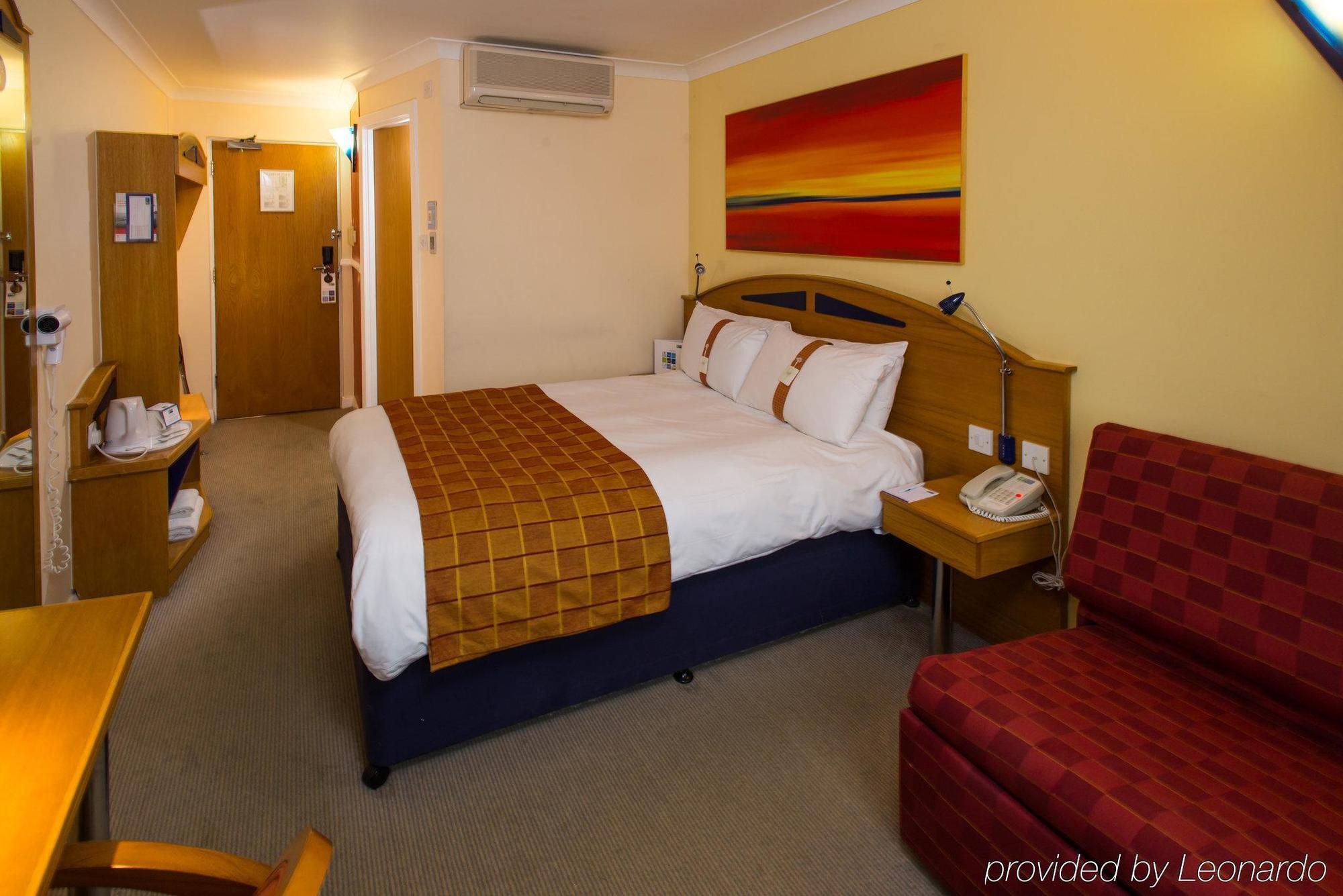 Holiday Inn Express East Midlands Airport By Ihg Castle Donington Eksteriør bilde