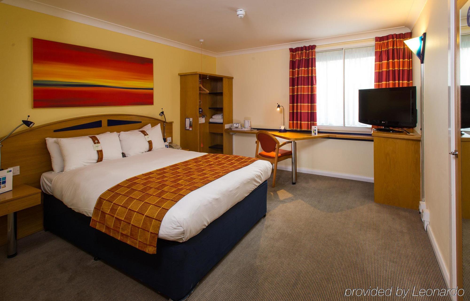 Holiday Inn Express East Midlands Airport By Ihg Castle Donington Eksteriør bilde