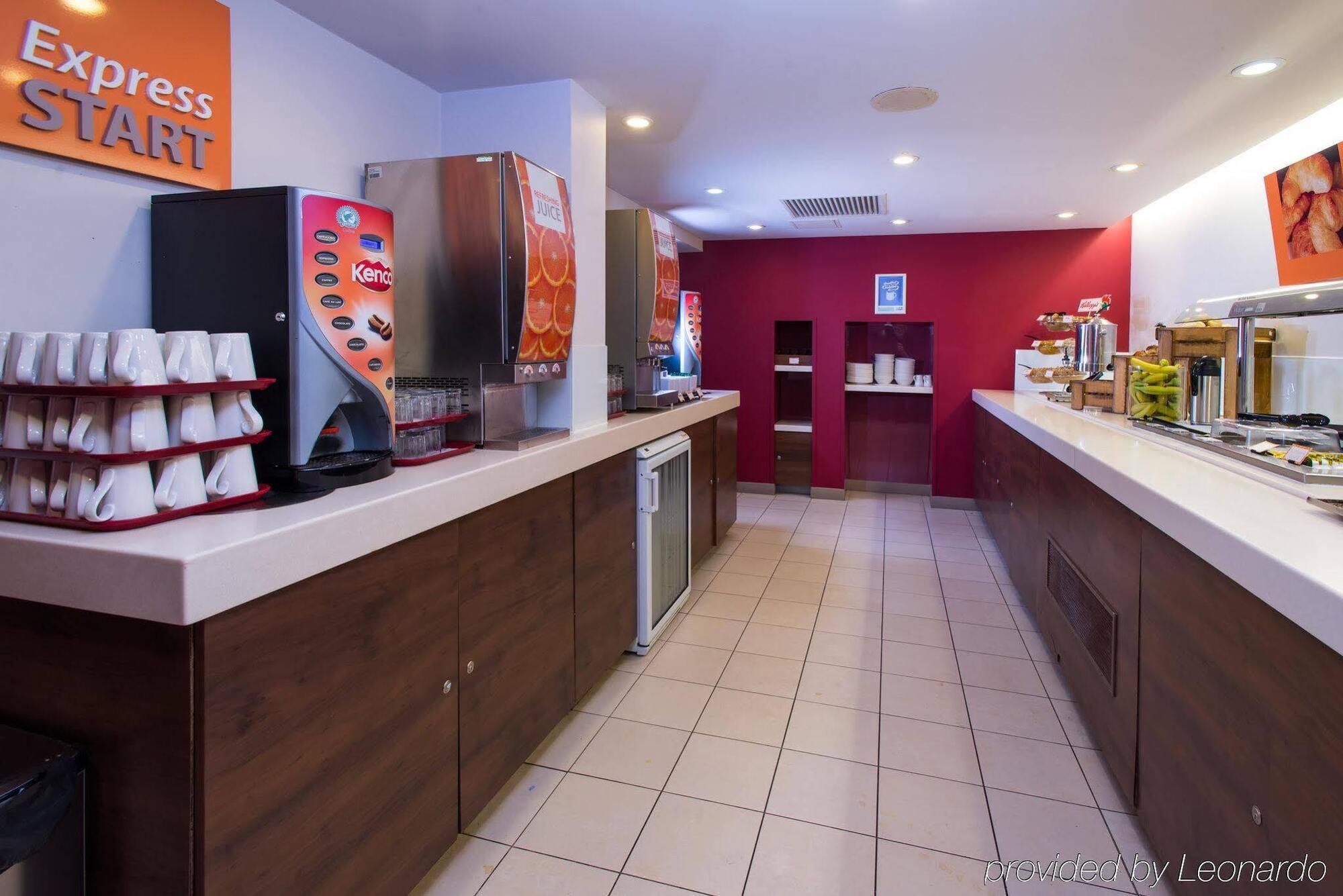 Holiday Inn Express East Midlands Airport By Ihg Castle Donington Eksteriør bilde